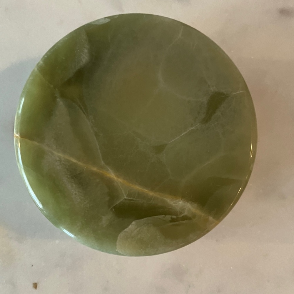 Green Onyx Decorative Trinket Box - Picture 5 of 11